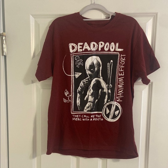 Marvel Other - Deadpool Graphic T-Shirt - Red